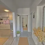 Apartament Mit Terrasse- 200m Vom Entfernt By Interhome