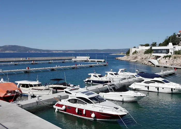 Διαμέρισμα Mit Terrasse- 200m Vom Entfernt By Interhome