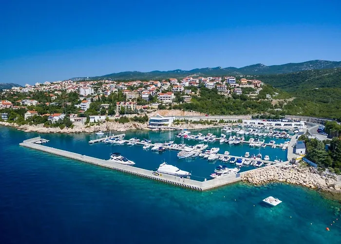 Mit Terrasse- 200m Vom Entfernt By Interhome